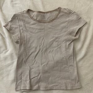 Brandy Melville Striped Tan and White Women's Top